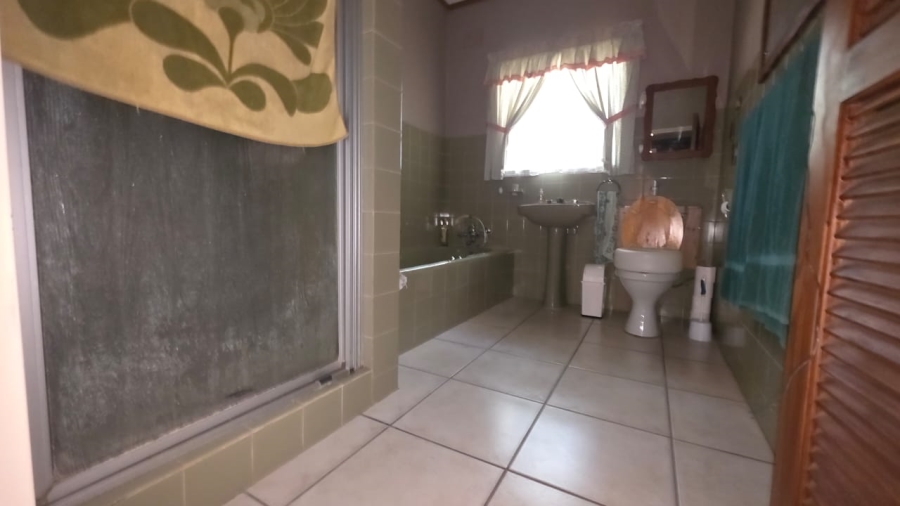 3 Bedroom Property for Sale in Hartbeesfontein North West